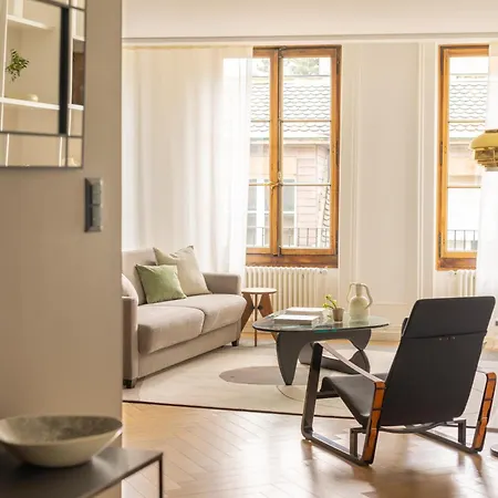 The Hamlet - Luxury Serviced Aparthotel 5*