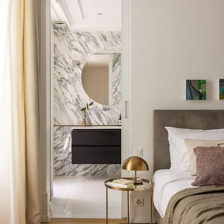 The Hamlet - Luxury Serviced Aparthotel 5*