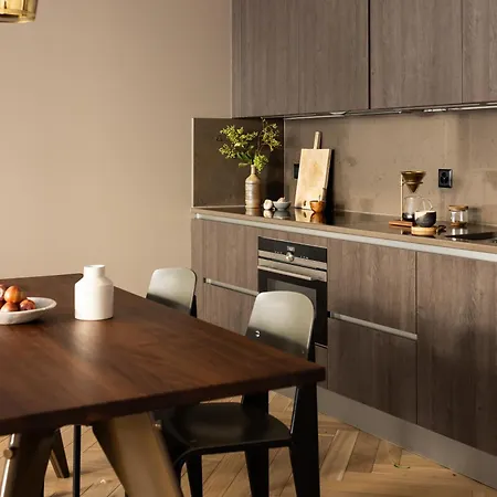 The Hamlet - Luxury Serviced 5*