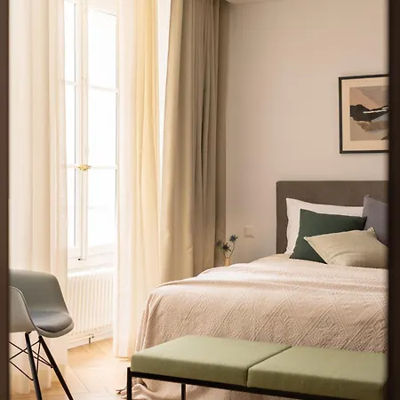 The Hamlet - Luxury Serviced Apartahotel 5*