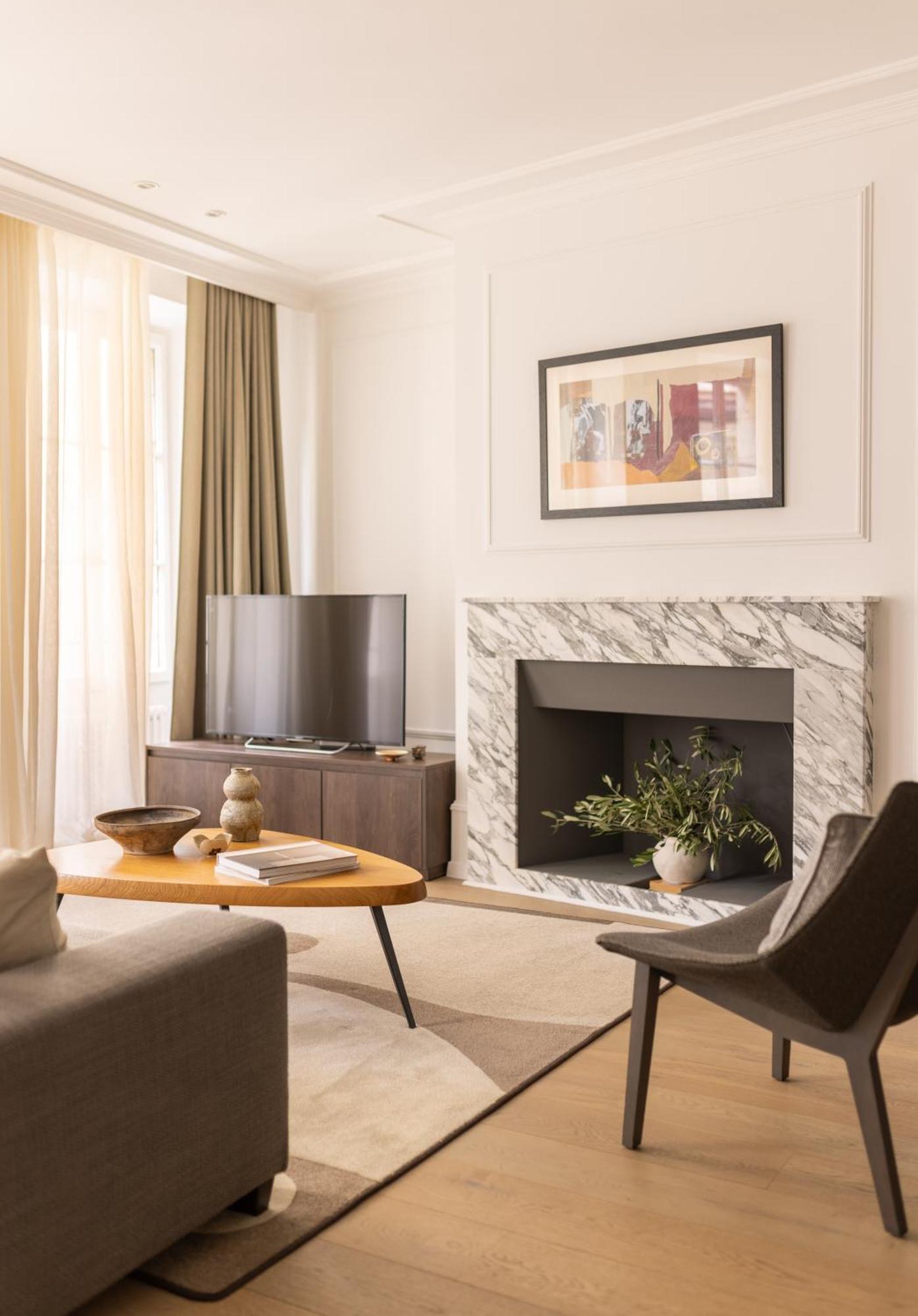 The Hamlet - Luxury Serviced Apartahotel